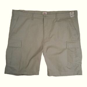 Levi's Khaki Tan Carrier Cargo Chino Shorts Mens Size 50 Cotton Pockets NWT